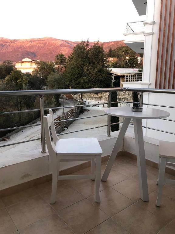 Apartments In Potam Himare Exterior photo